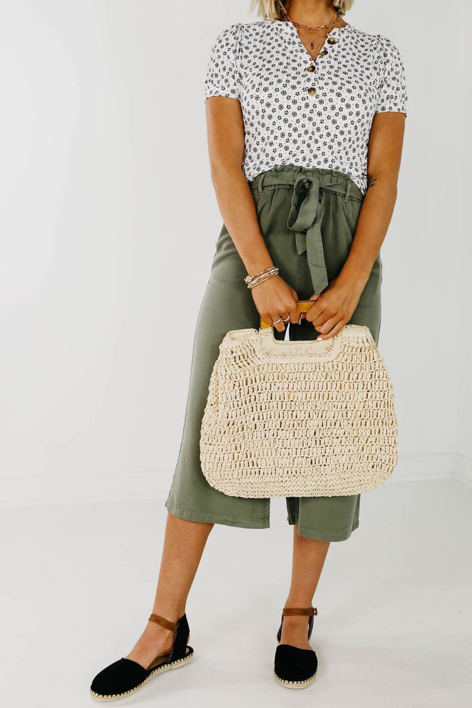Straw Handbag with Wooden Handle