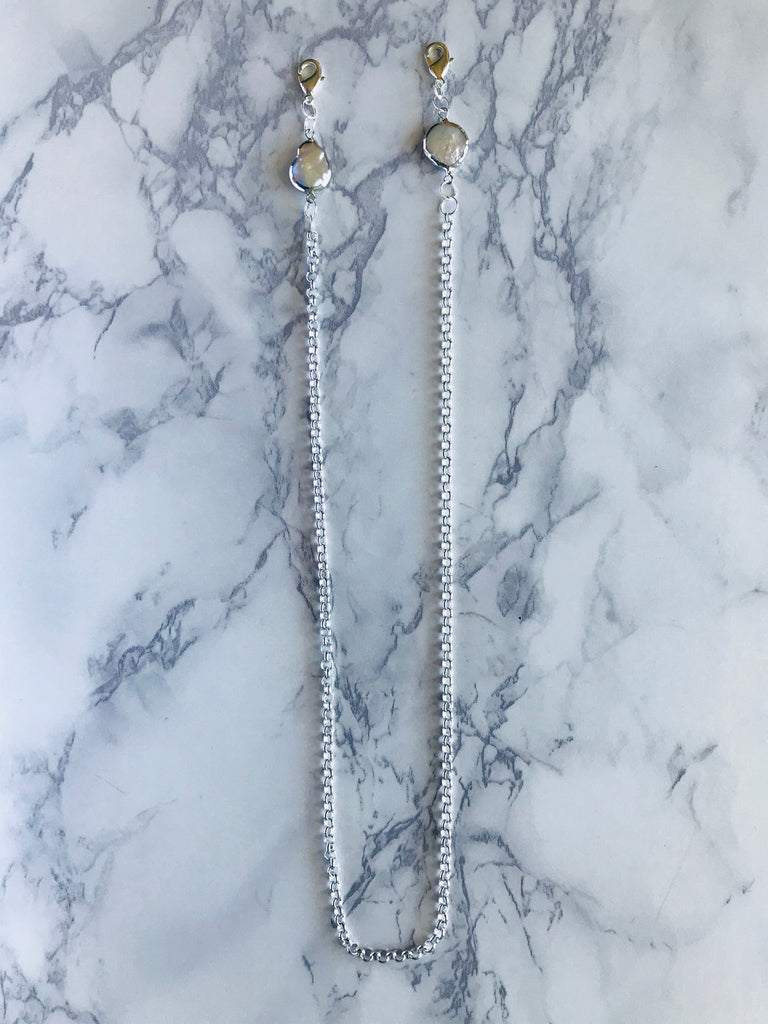 Silver Pearl Glasses Necklace