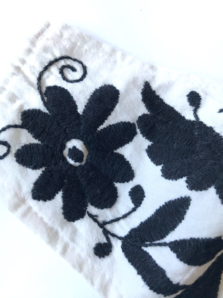 (Petite/Child) Cream Otomi Face Mask #2