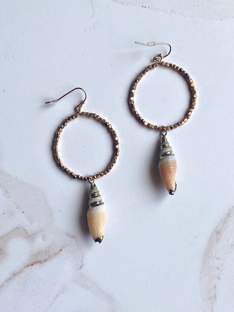Concha Earrings